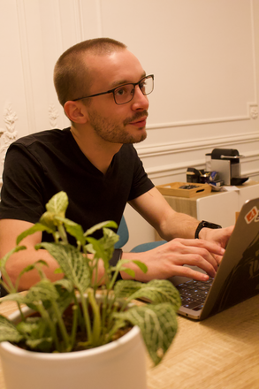 Laurent Evrard, Créateur de Poly